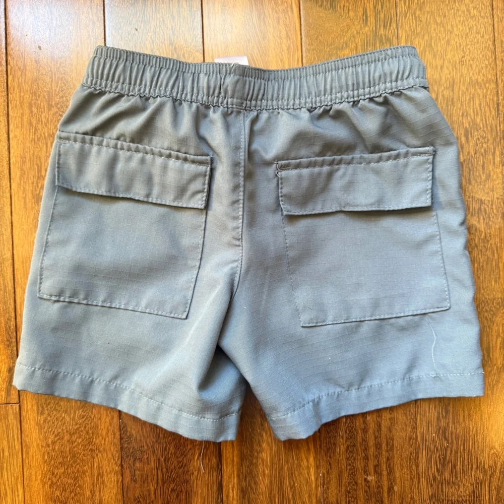 Cene and Heard from Dillards Kids Muted Blue Shorts Size 5